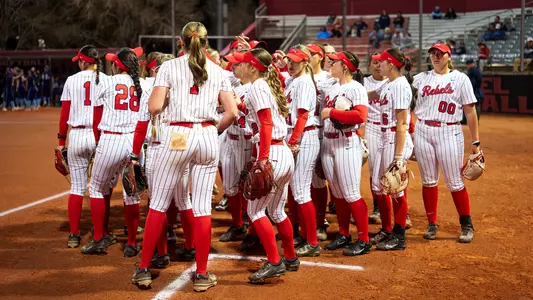 Softball Huddle_pinstripe