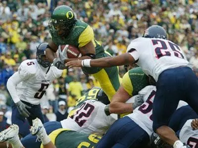 Gray Returns to Alma Mater to Coach Oregon's Defensive Line