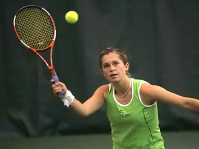 Women's Tennis Signs Swiss Standout