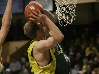 Marty Leunan, 2004-05 Oregon Basketball.