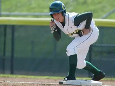 Softball Goes North And South To Continue Pac-10 Play