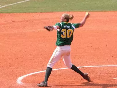 Nyhus, Boskovich Highlight Postseason Honors For Duck Softball