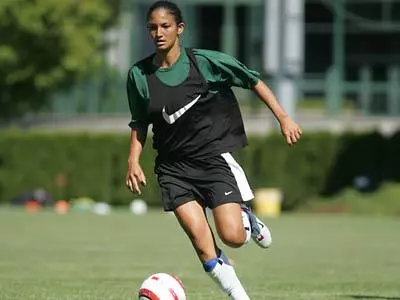 Kami Kapaku, 2004 Oregon Soccer