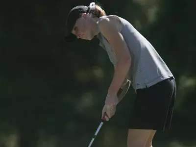 Andrews Continues to Lead Women's Golfers in Pac-10 Second Day
