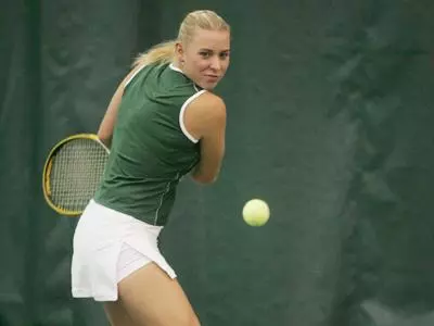 Ducks Set to Face Huskies in Conference Action