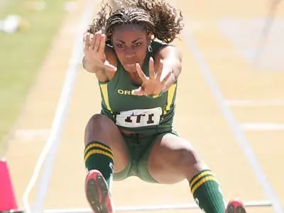 Jordan & Young Pace UO in Oregon Invite Hep & Dec First Day