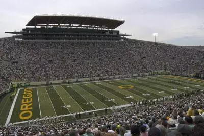 Oregon Spring Game to Benefit Local Food Bank