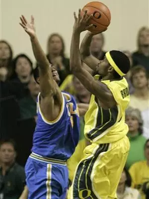 Brooks Named GoDucks.com's Student-Athlete of the Week