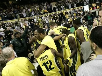 NCAA Basketball Tickets Available to DAF Members Monday