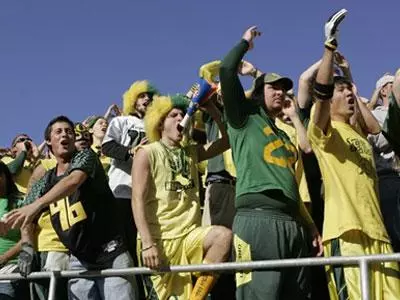 Ducks Donate Over $6,000, 22,000 lbs. of Food, From May 2 Fan Fest