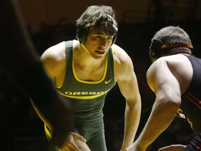 Ducks Wrestling Conquer Vikings, 33-10