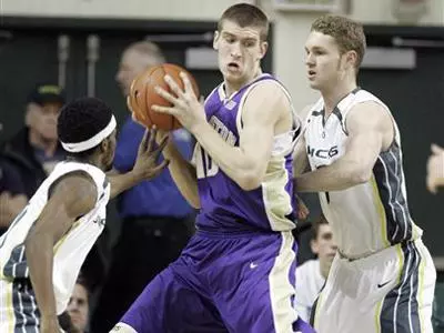 Valentine's Day Date: Ducks & Dawgs