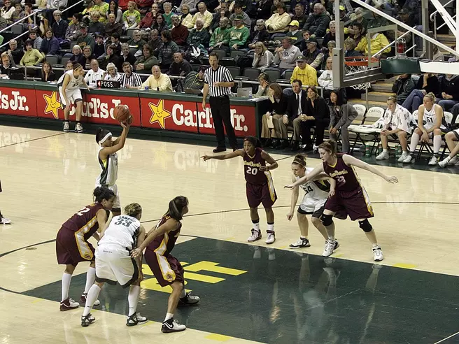 Nurse Named Pac-10 Player of the Week