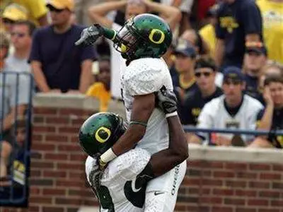 Brian Paysinger, Derrick Jones