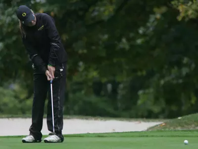 Ashley Edwards, 2008-09 Oregon Golf - Photo by Geoff Thurner, Copyright 2008.