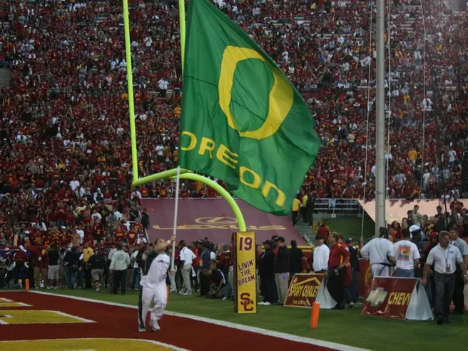 Duck Feed: Stewart Moves to Linebacker