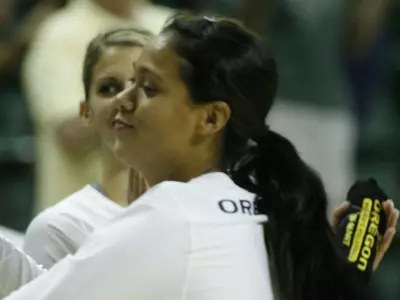 Neticia Enesi, 2008 UO Volleyball, Copyright Eric Evans 2008