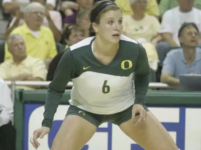 Sonja Newcombe, 2008 UO Volleyball, Copyright Eric Evans 2008