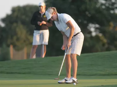 Kendra Little, Kate Hildahl - 2008 Oregon Women's Golf Photo by Geoff Thurner,