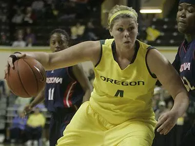 Ellie Manou WBB 2008-09 Eric Evans