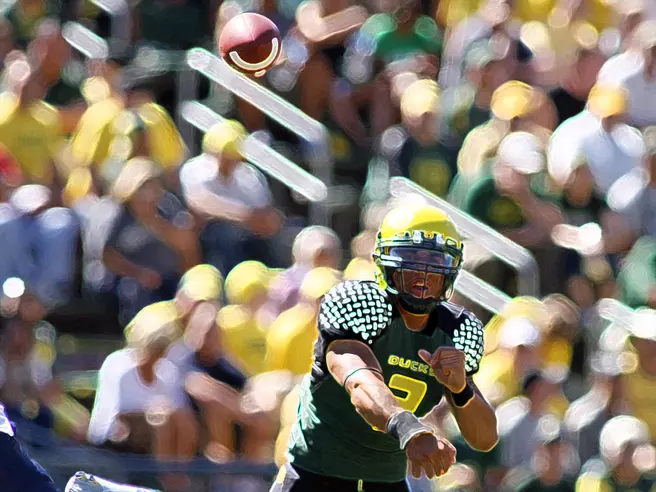 Oregon Ticket Office Extends Hours to 6 p.m. to Ease Football Season Ticket Renewals