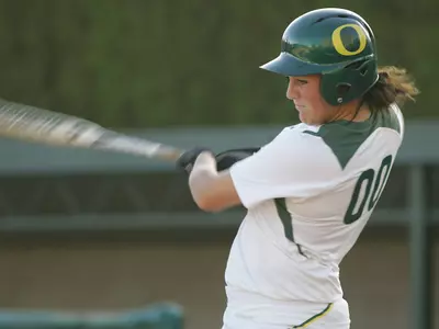Samantha Pappas, 2009-10 Oregon Softball Photo by Geoff Thurner, Copyright 2009.