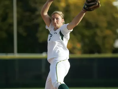 Jessica Moore, 2009-10 Oregon Softball Photo by Geoff Thurner, Copyright 2009.