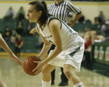 Taylor Lilley WBB vs. Wisconsin Nov. 28, 2009 Eric Evans