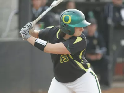 Kaitlin Vitek, 2009 Oregon Softball Photo by Geoff Thurner, Copyright 2009.