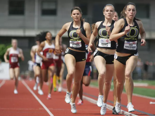 Walker's Pace: Men Back to No. 1, Official Fan Site for the Pac-10 Meet