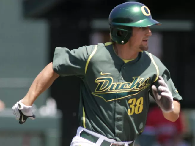 Tommasini And Nichols Named to Pac-10 All-Academic Team