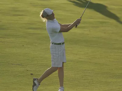 Kendra Little - Oregon Women's Golf 2009.