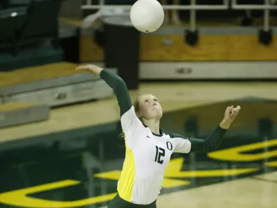 Katherine Fischer, 2009 Oregon Volleyball Photo by Eric Evans, Copyright 2009.