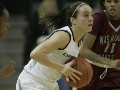 Taylor Lilley, 2009-10 WBB vs. Washington State Jan. 3, 2010 Eric