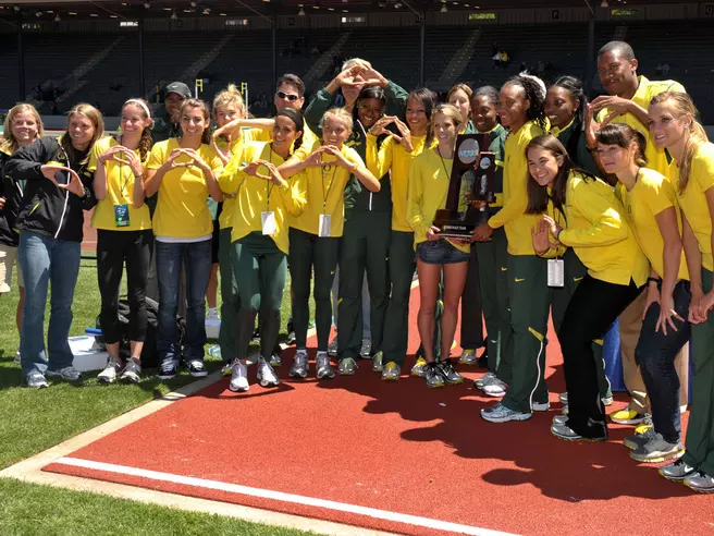 Women?s Track Signs Six