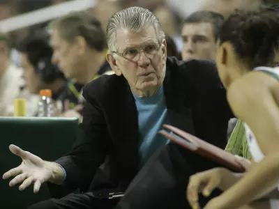 Paul Westhead, WBB, 2010-11 Nov. 3, 2010 Eric Evans
