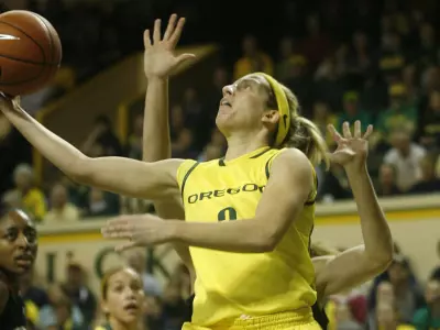 Micaela Cocks vs. Stanford, Jan. 23, 2010 WBB 2009-2010