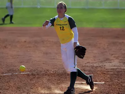 Jessica Moore, 2009-2010 Oregon Softball