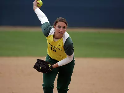 Jessica Moore, 2009-2010 Oregon Softball