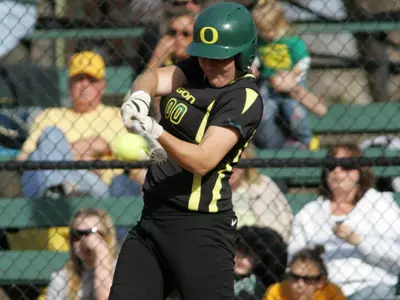Samantha Pappas, 2009 Oregon Softball Photo by Geoff Thurner