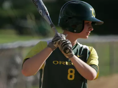 Kelsey Chambers, 2010 Oregon Softball Photo by Geoff Thurner