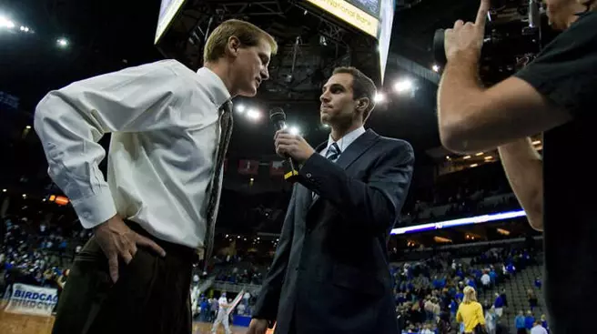 Nared Signs with Ducks