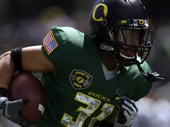 Spring Game to Again Recognize Troops