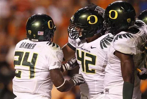 Oregon tight end David Paulson (42)