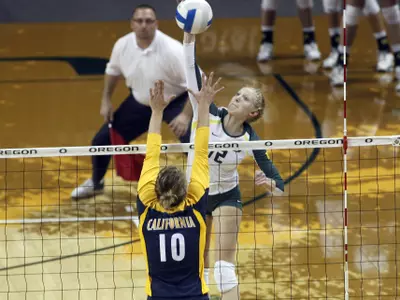 Katherine Fischer, Oregon Volleyball 2011, Copyright Eric Evans