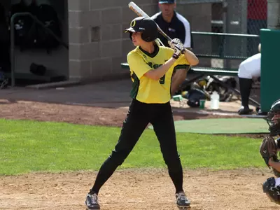Alyssa Gillespie, 2011 Oregon Softball, Copyright Geoff Thurner.