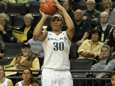 Jasmin Holliday, 2011-12 WBB vs. Concordia, Nov. 10, 2011 Credit Eric Evans