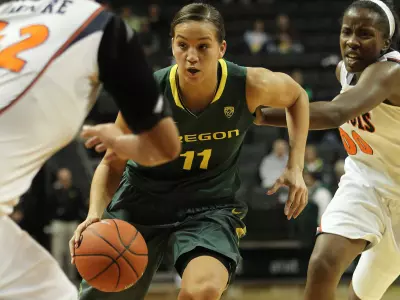 Amanda Johnson, WBB 2011-12 vs. Illinois, Nov. 18, 2011 Credit Eric Evans