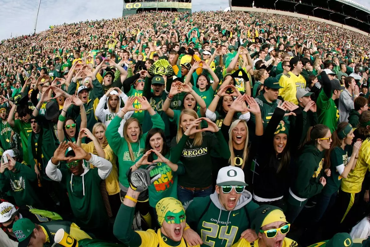 Autzen Fans