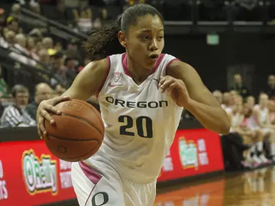 Ariel Thomas, WBB 2010-11 vs. UCLA (Feb. 10, 2011) Credit Eric Evans
